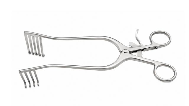  Norfolk and Norwich retractor self retaining, with internal rack,